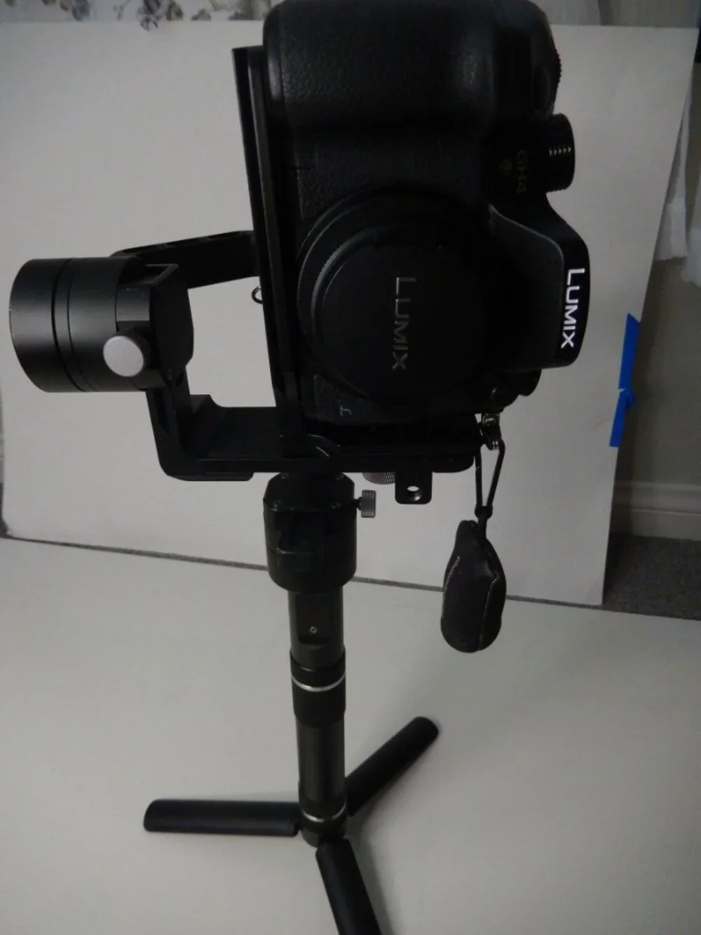 Zhiyun Tech DSLR Mirrorless Camera Gimbal